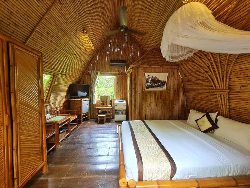 Bungalow Deluxe Nhìn Ra Khu Vườn