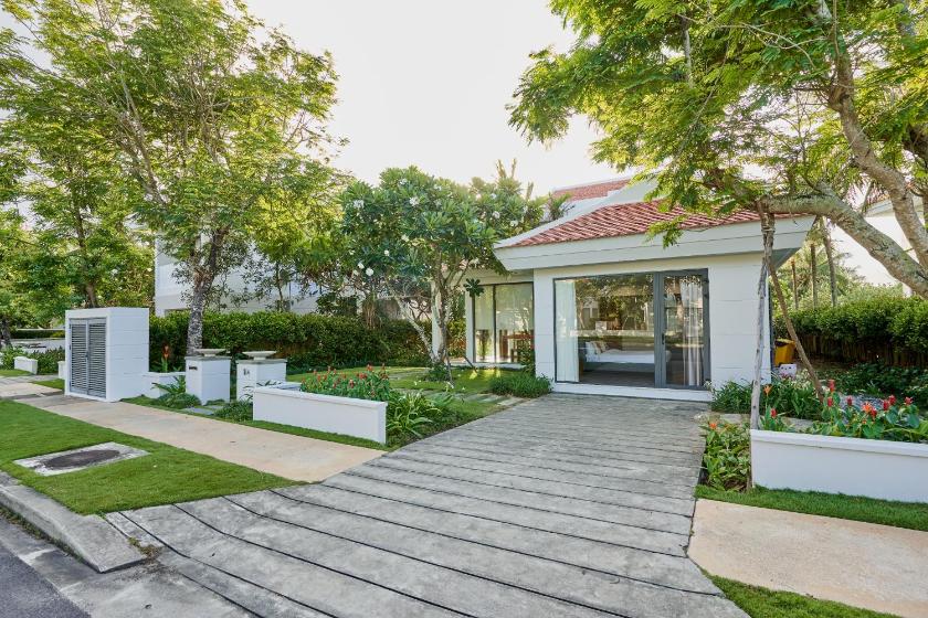 Biệt Thự Có Hồ Bơi Riêng Biệt Thự Có Hồ Bơi Riêng