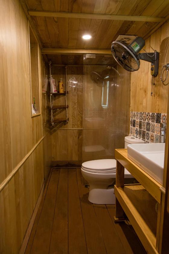 Phòng Tiêu Chuẩn Giường Đôi Với Phòng Tắm Chung