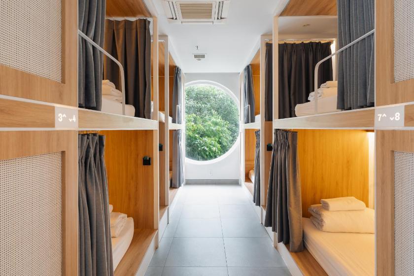 Giường Trong Phòng Nghỉ Tập Thể 8 Giường Cho Cả Nam Và Nữ