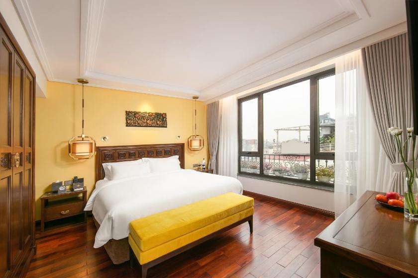 Suite Grand Nhìn Ra Hồ