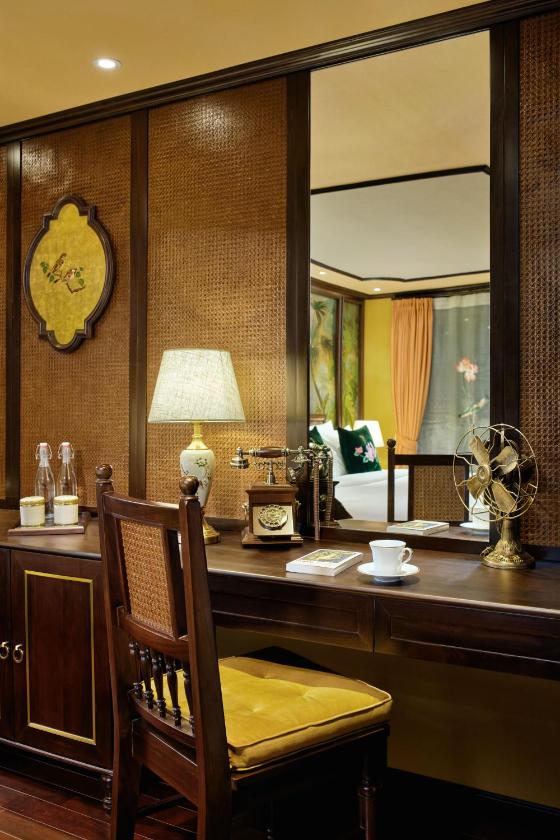  Suite Executive Giường Đôi/2 Giường Đơn Nhìn Ra Biển Có Ban Công - 2 Ngày 1 Đêm 