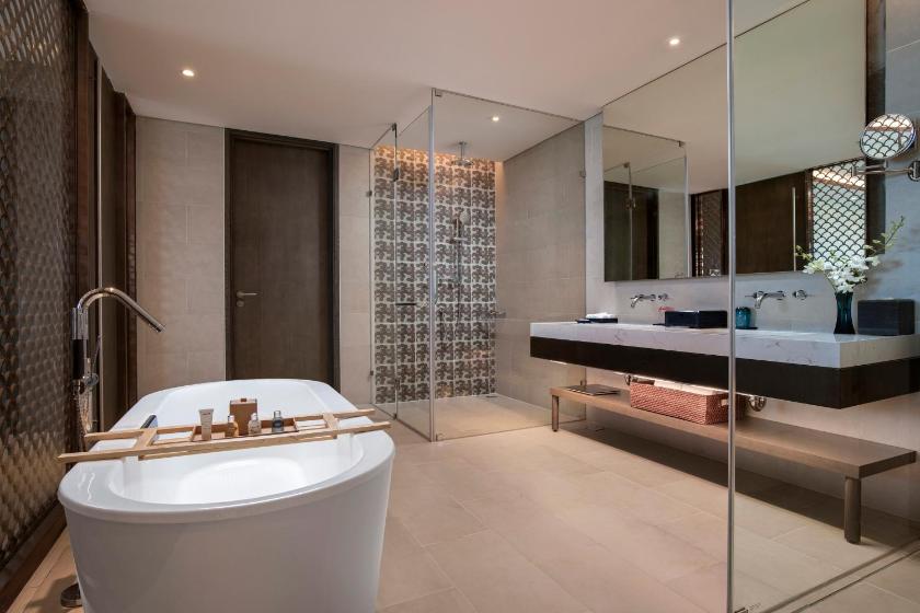 Suite Hạng Tổng Thống Nhìn Ra Biển