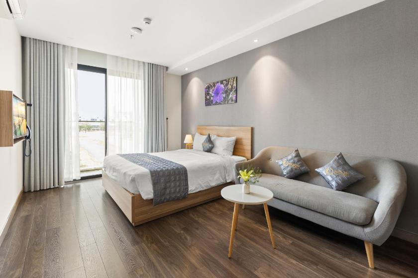 Suite Có Giường Cỡ Queen Và Bồn Tắm Spa