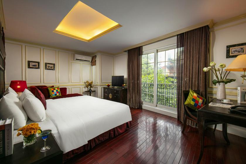 Suite Nhìn Ra Thành Phố