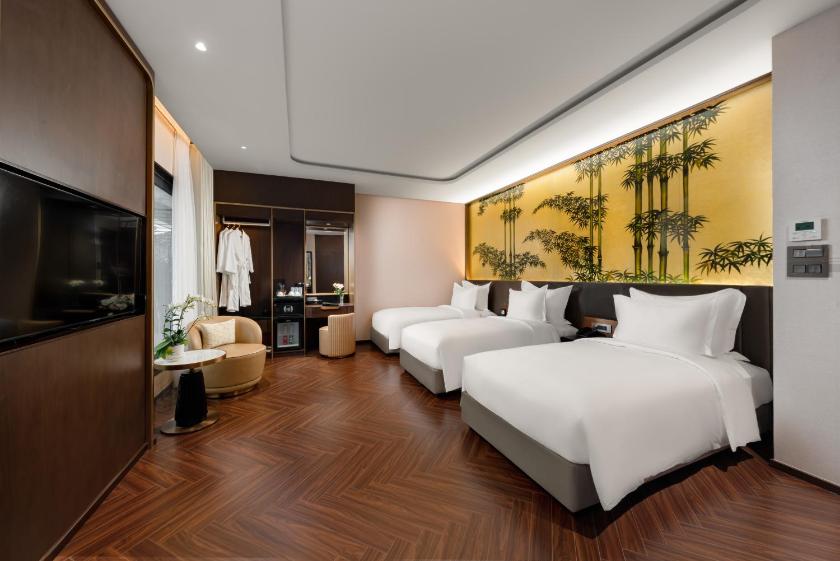 Phòng cho 3 người có Ban Công