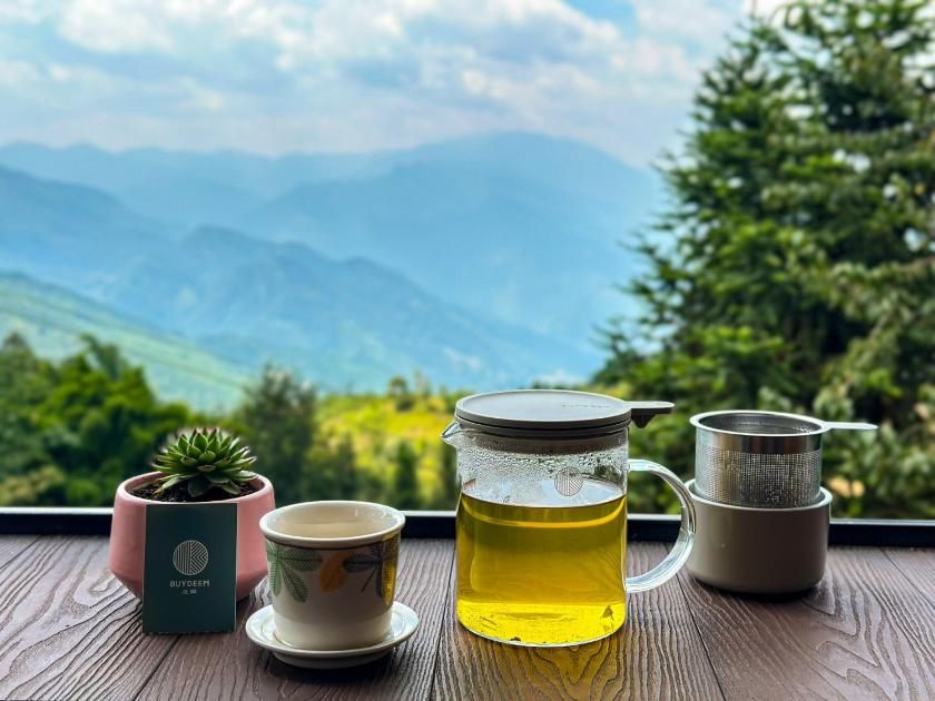 Phòng Ngủ Tập Thể Cho Cả Nam Và Nữ