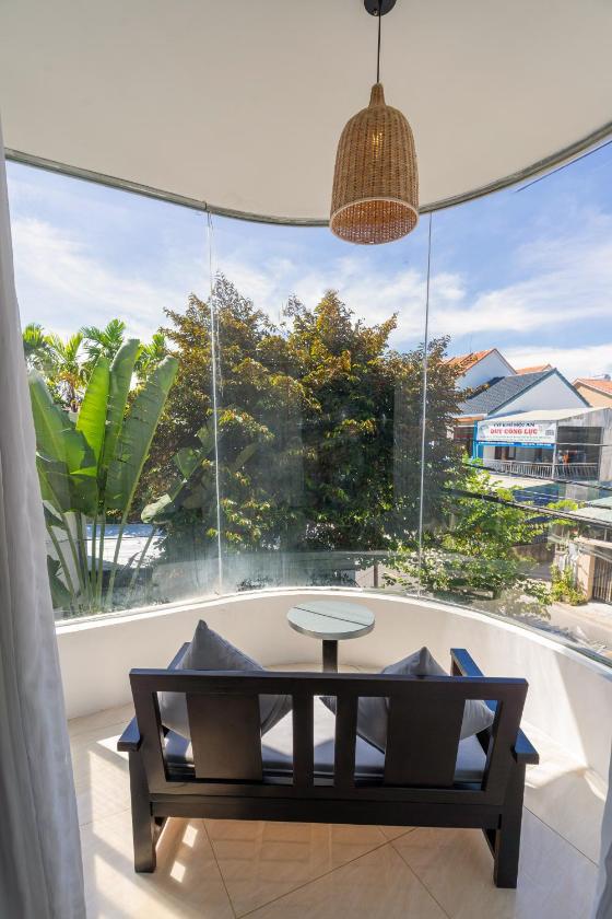 Phòng Deluxe Giường Đôi Có Ban Công Phòng Deluxe Giường Đôi Có Ban Công