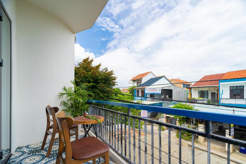 Phòng Deluxe Giường Đôi Có Ban Công Phòng Deluxe Giường Đôi Có Ban Công
