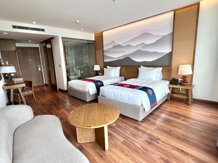 Phòng Deluxe có Giường cỡ King Nhìn ra Khu vườn Phòng Deluxe có Giường cỡ King Nhìn ra Khu vườn