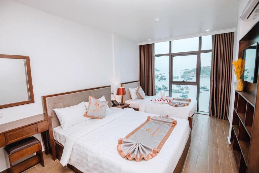 Phòng 3 Người Nhìn Ra Biển