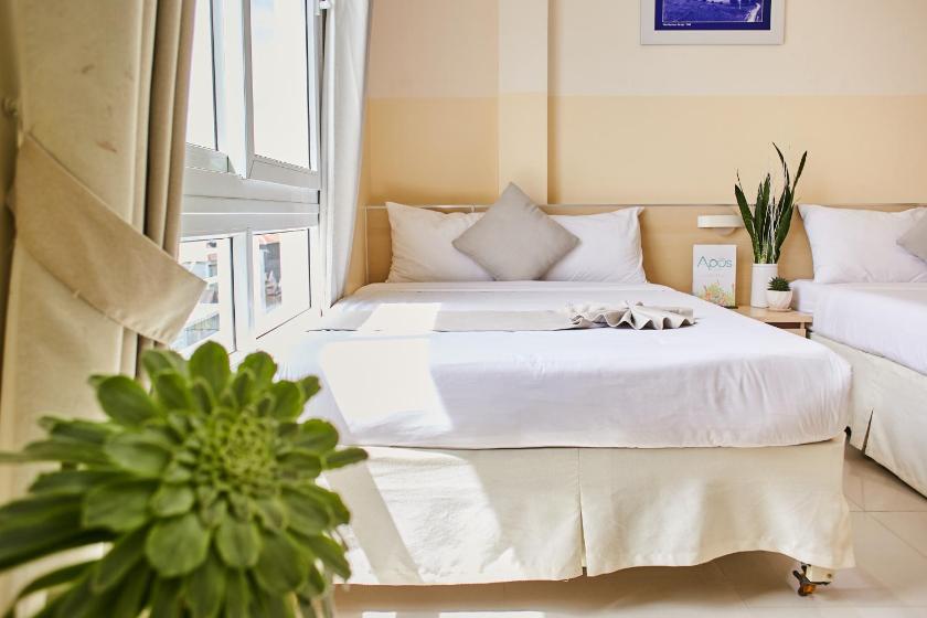 Phòng Deluxe 4 Người Nhìn Ra Thành Phố Phòng Deluxe 4 Người Nhìn Ra Thành Phố