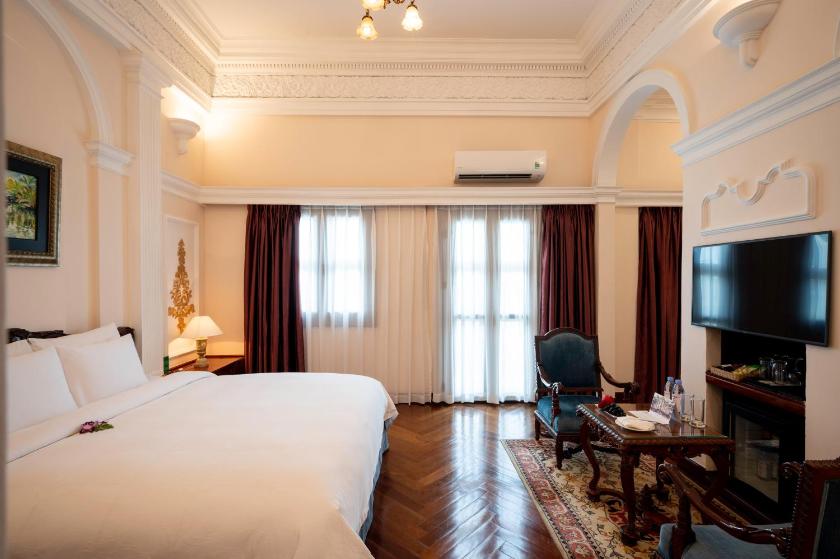 Phòng Colonial Deluxe Đôi hoặc 2 Giường đơn nhìn ra Sông


