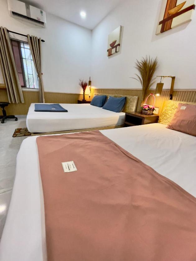 Phòng 3 Người Nhìn Ra Vườn