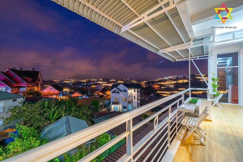 Phòng Giường Đôi Nhìn Ra Vườn