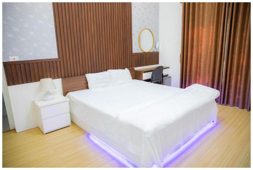Phòng Giường Đôi Nhìn Ra Vườn