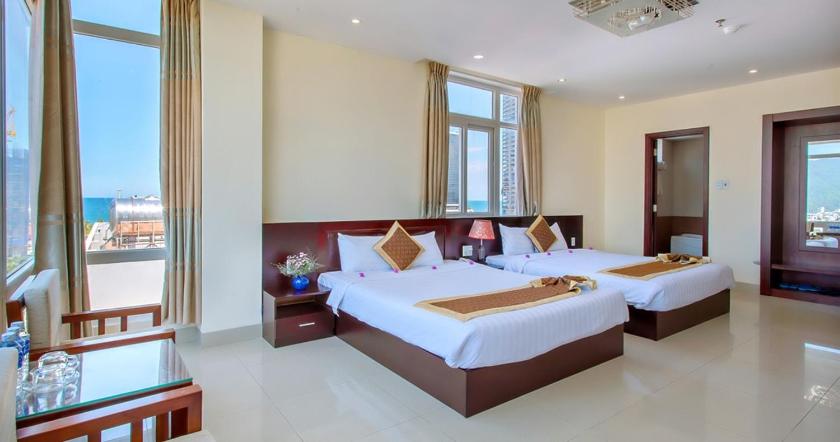 Phòng Deluxe Gia đình