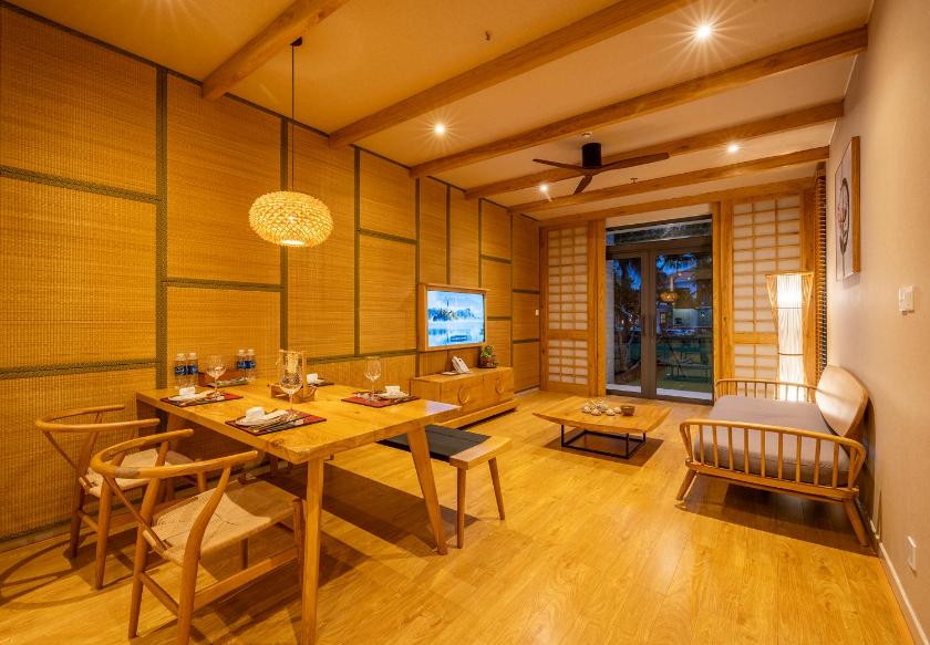 Căn Hộ Nhìn Ra Vườn