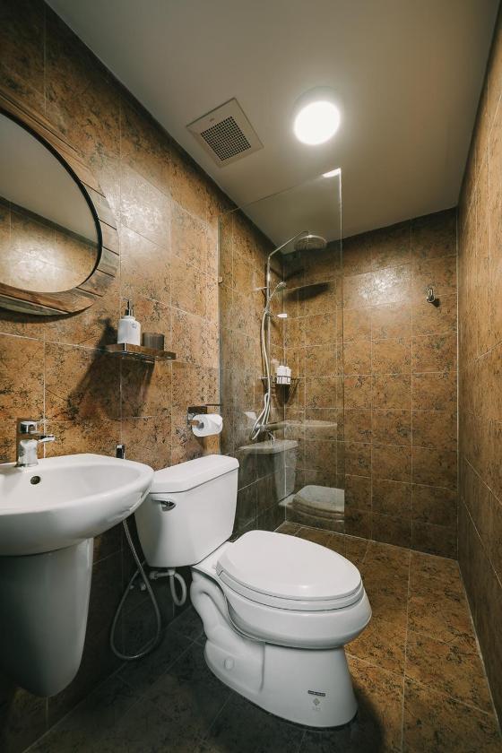 Phòng Giường Đôi Có Phòng Tắm Riêng