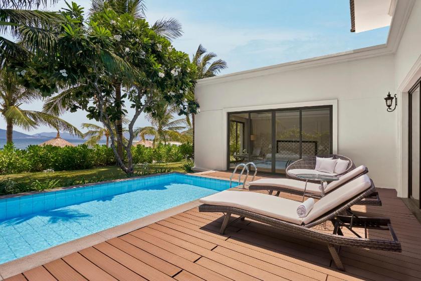 Biệt Thự 3 Phòng Ngủ Nhìn Ra Biển Có Hồ Bơi Riêng Biệt Thự 3 Phòng Ngủ Nhìn Ra Biển Có Hồ Bơi Riêng