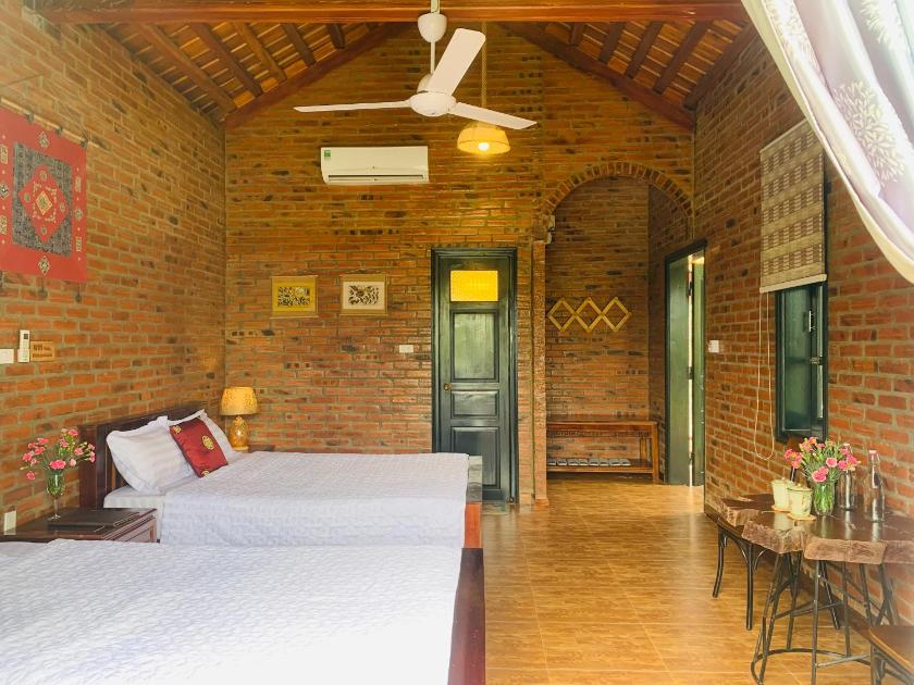 Bungalow 3 Người Nhìn Ra Hồ