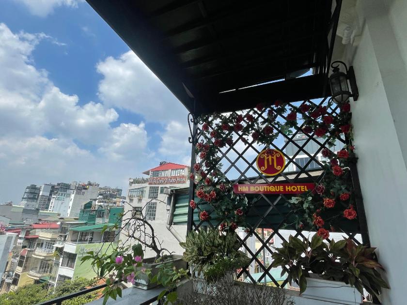 Suite Junior Nhìn Ra Hồ Nước Suite Junior Nhìn Ra Hồ Nước