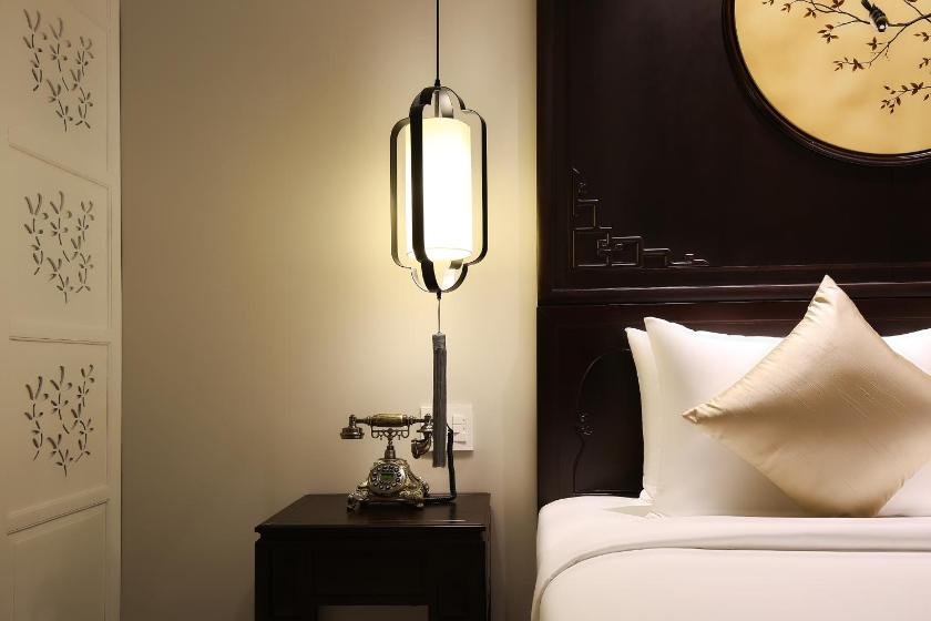 Phòng Super Deluxe Giường Đôi Có Ban Công Và Tầm Nhìn Ra Sông