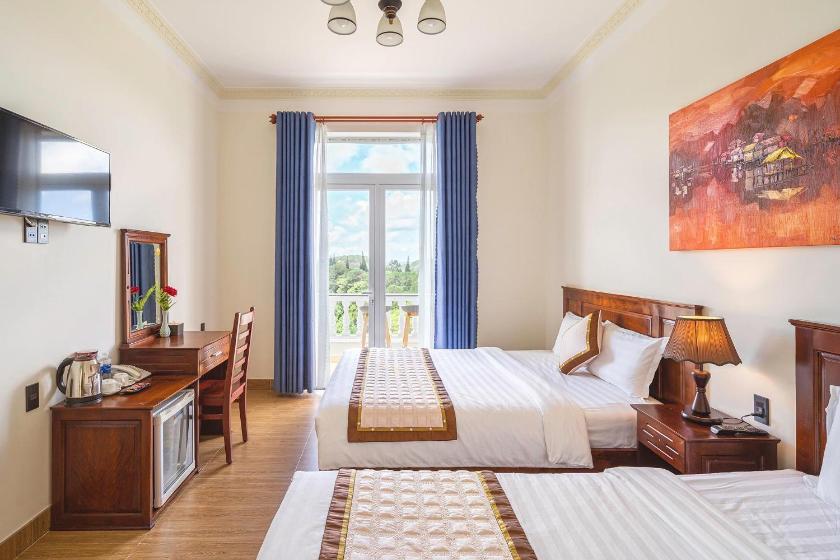 Phòng Deluxe 4 Người