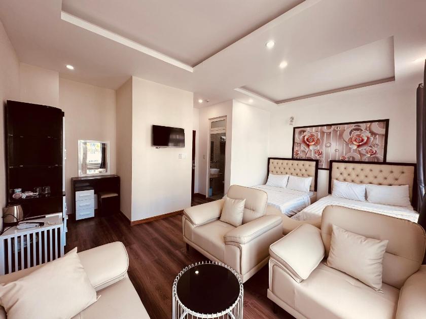 Phòng Gia Đình Có Ban Công Phòng Gia Đình Có Ban Công