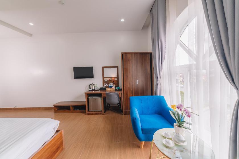 Suite Nhìn Ra Thành Phố