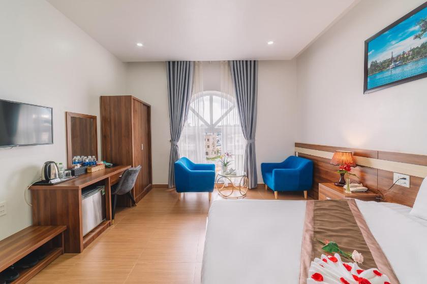 Suite Nhìn Ra Thành Phố