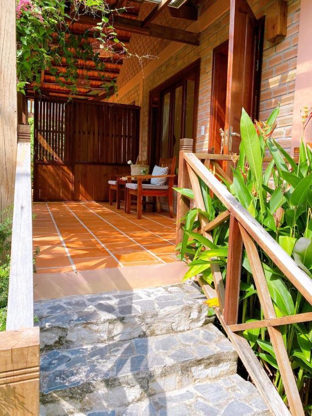 Phòng Giường Đôi Nhìn Ra Vườn