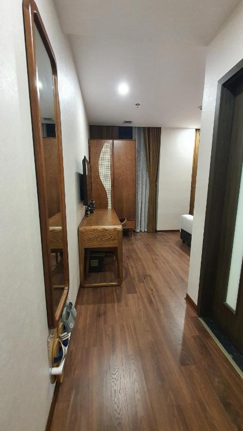 Phòng Có Giường Cỡ Queen Với Ban Công