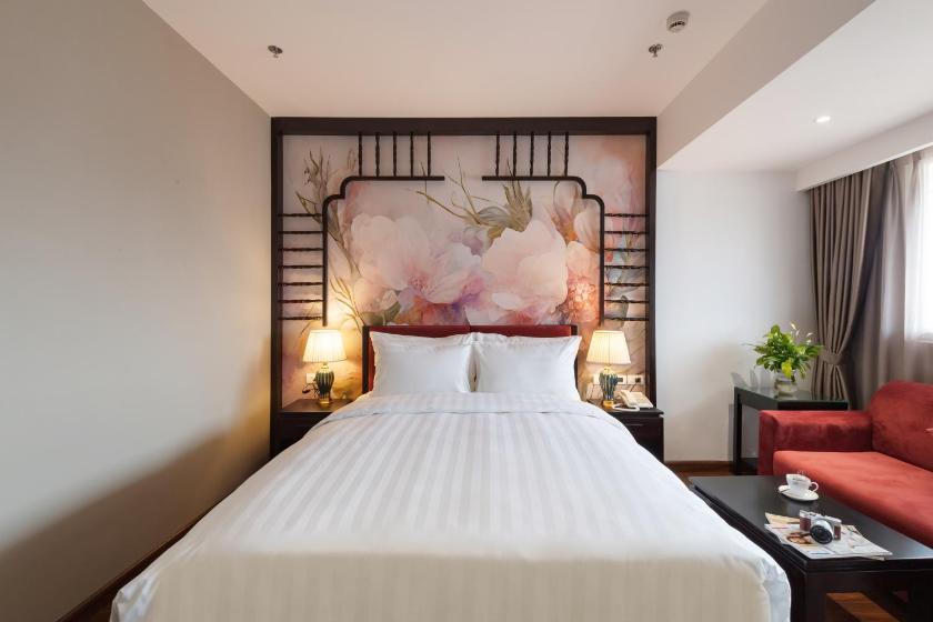 Phòng Deluxe Giường Đôi/2 Giường Đơn Nhìn Ra Thành Phố