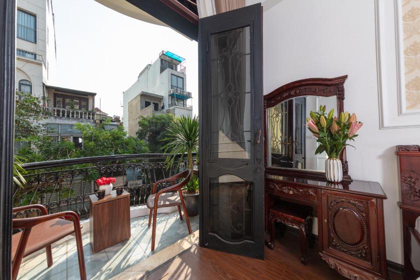 Phòng Gia Đình Có Ban Công