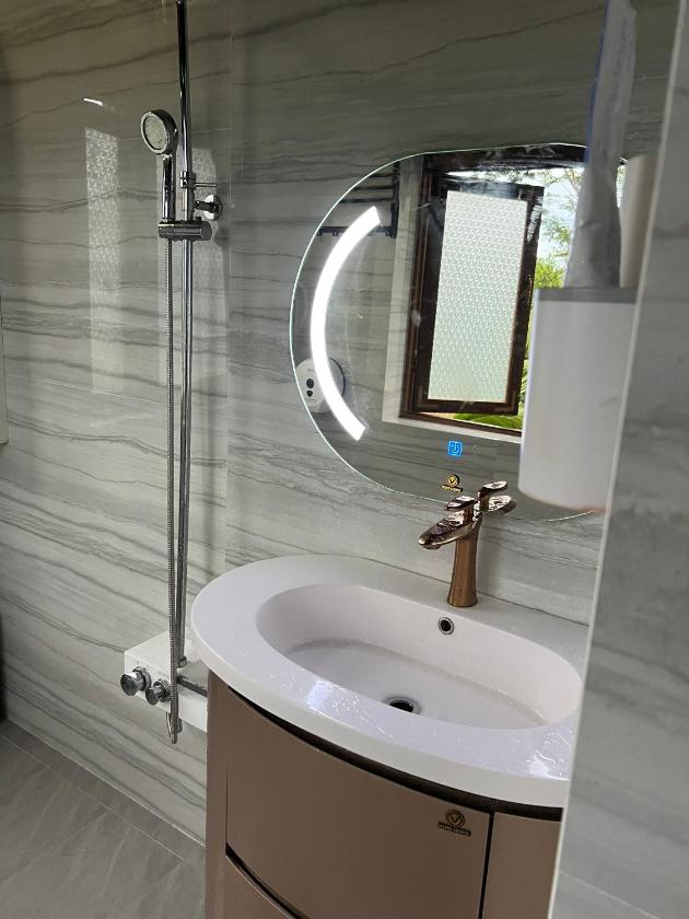 Bungalow - Nhìn Ra Mặt Nước  Bungalow - Nhìn Ra Mặt Nước