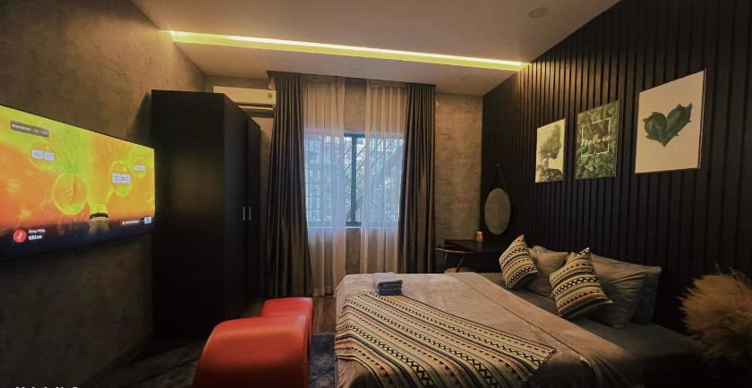 Suite Deluxe Có Giường Cỡ King