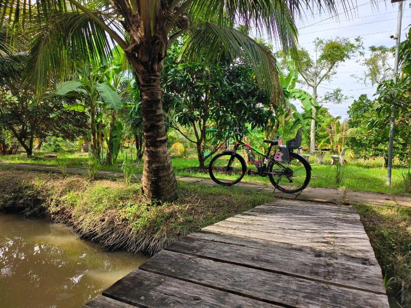 Bungalow Nhìn ra vườn