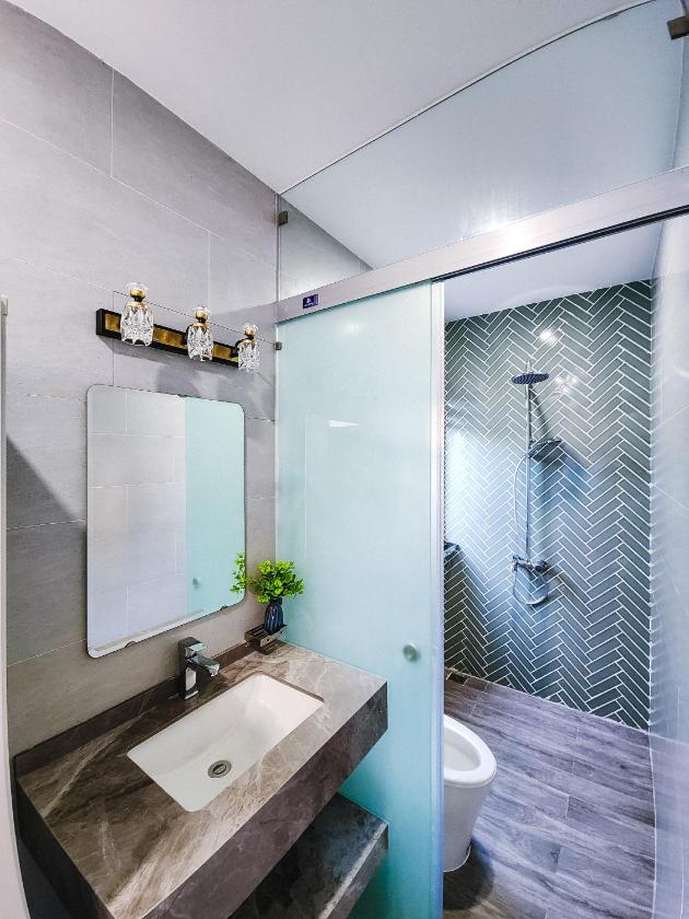 Phòng Superior đôi hoặc 2 giường đơn nhìn ra hồ bơi