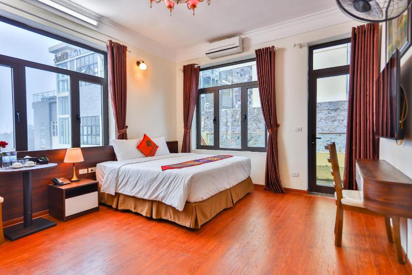 Phòng Superior Giường Đôi/2 Giường Đơn Nhìn Ra Núi