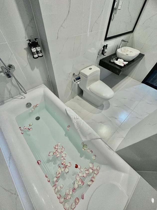 Phòng 3 Người Có Bồn Tắm