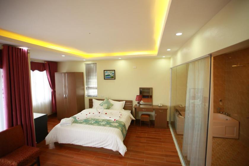 Phòng Có Giường Cỡ King Với Ban Công