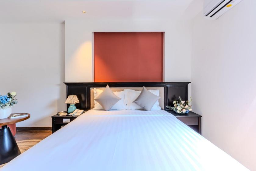 Suite Deluxe Có Giường Cỡ Queen