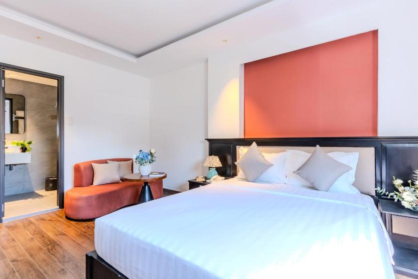 Suite Deluxe Có Giường Cỡ Queen