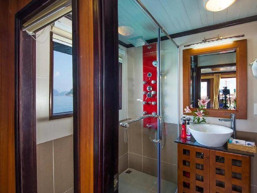 Ocean View Cabin with Balcony (Free Two-way Transfer Service) - 2 Days 1 Night