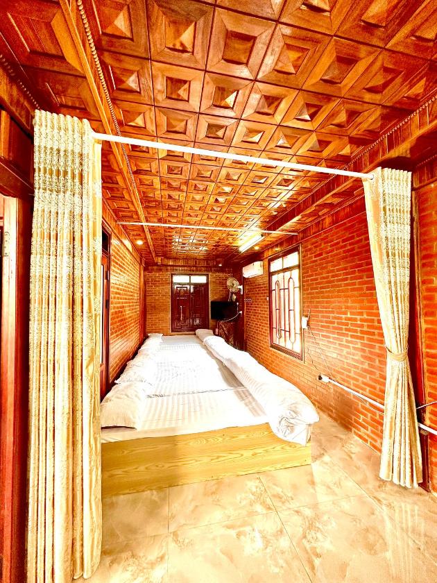 Phòng Ngủ Tập Thể Cho Cả Nam Và Nữ