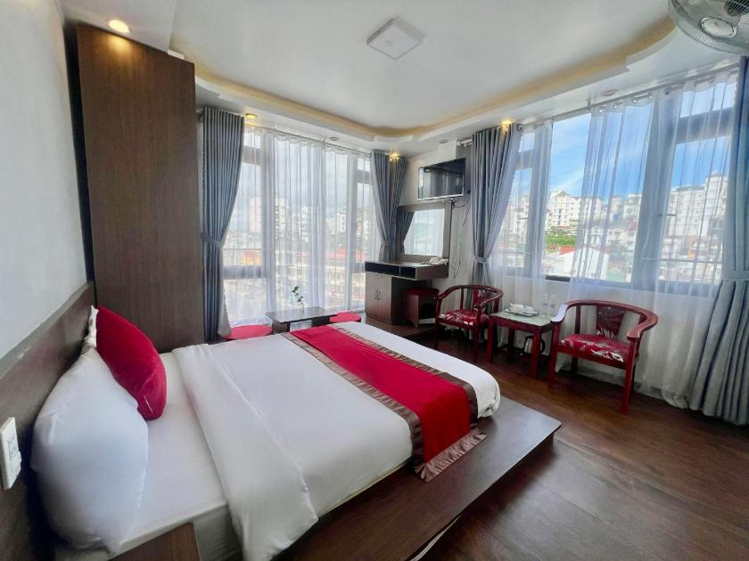 Suite Deluxe Có Giường Cỡ Queen