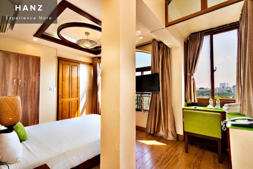 Phòng Deluxe Có Giường Cỡ Queen