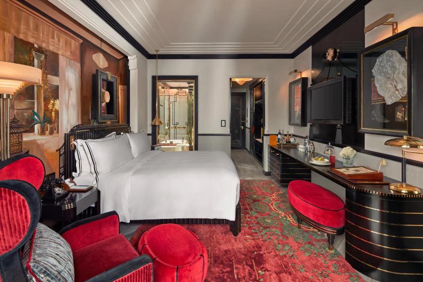 Phòng Premier Có Giường Cỡ Queen Phòng Premier Có Giường Cỡ Queen