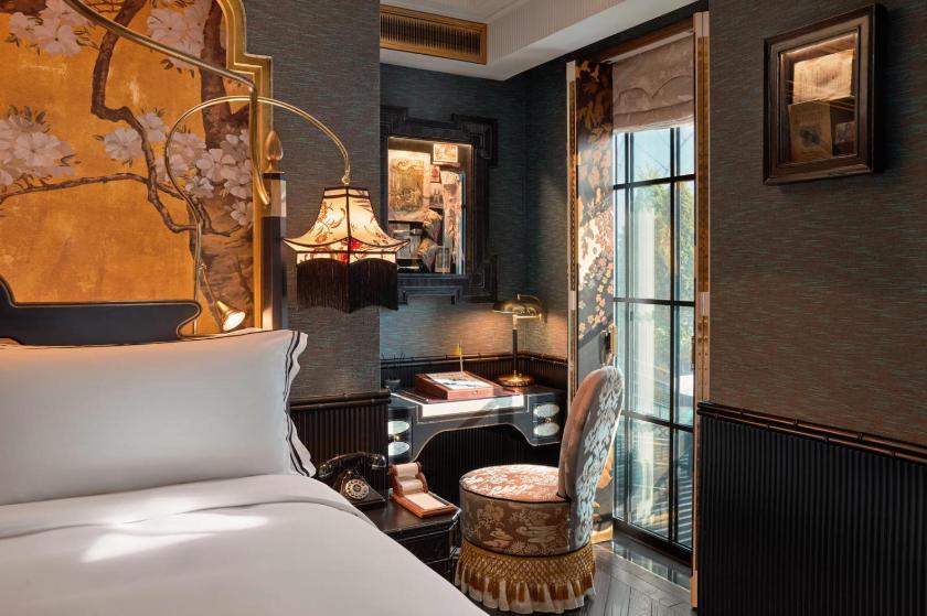 Phòng Grand Nhìn Ra Nhà Hát Lớn Phòng Grand Nhìn Ra Nhà Hát Lớn